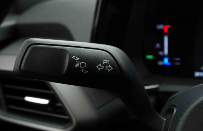 FORD_FORD_TOURNEOCOU_2654511_18.jpg FORD_FORD_TOURNEOCOU_2654511_18.jpg