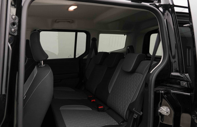 FORD_FORD_TOURNEOCOU_2654511_8.jpg FORD_FORD_TOURNEOCOU_2654511_8.jpg