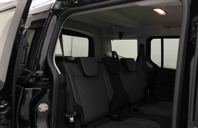 FORD_FORD_TOURNEOCOU_2654511_9.jpg FORD_FORD_TOURNEOCOU_2654511_9.jpg