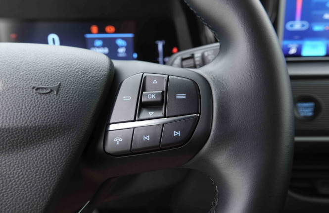 FORD_FORD_TOURNEOCOU_2654512_18.jpg FORD_FORD_TOURNEOCOU_2654512_18.jpg