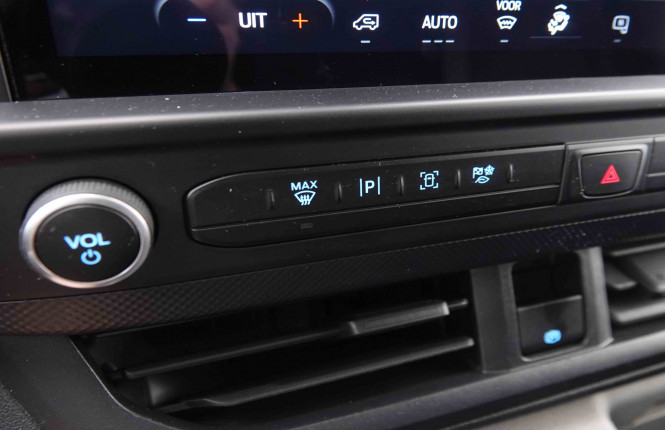 FORD_FORD_TRANSITCUS_2550165_38.jpg FORD_FORD_TRANSITCUS_2550165_38.jpg