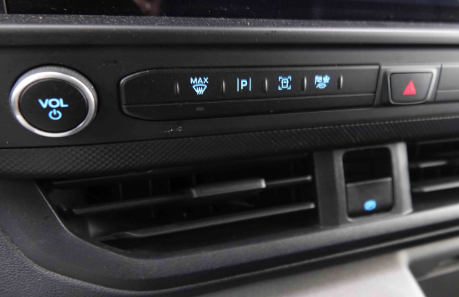 FORD_FORD_TRANSIT_2550163_16.jpg