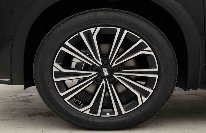 GEELY_GEELY_STARRAYEMI_2654135_23.jpg GEELY_GEELY_STARRAYEMI_2654135_23.jpg