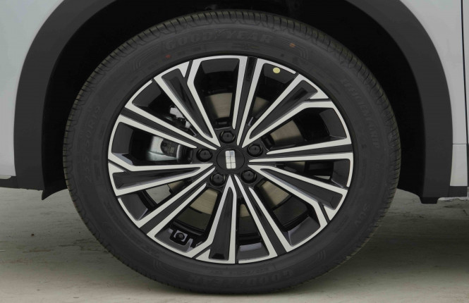 GEELY_GEELY_STARRAYEMI_2654687_21.jpg GEELY_GEELY_STARRAYEMI_2654687_21.jpg