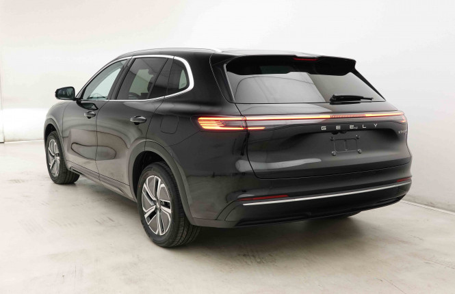 GEELY_GEELY_STARRAYEMI_2654690_24.jpg GEELY_GEELY_STARRAYEMI_2654690_24.jpg