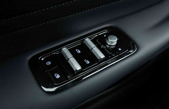GEELY_GEELY_STARRAYEMI_2654690_43.jpg GEELY_GEELY_STARRAYEMI_2654690_43.jpg