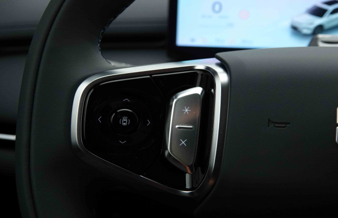 GEELY_GEELY_STARRAYEMI_2654696_17.jpg GEELY_GEELY_STARRAYEMI_2654696_17.jpg