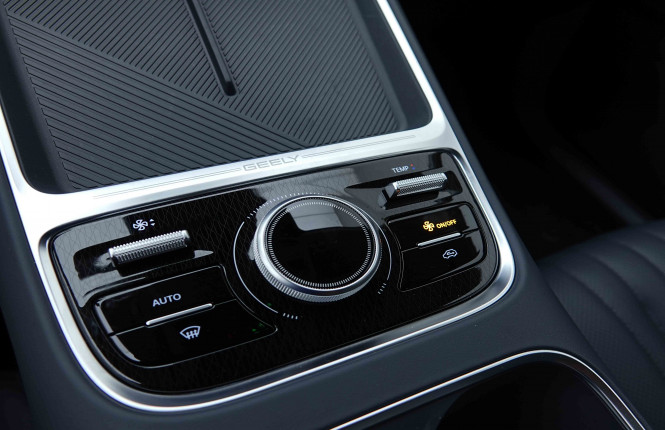 GEELY_GEELY_STARRAYEMI_2655422_13.jpg GEELY_GEELY_STARRAYEMI_2655422_13.jpg