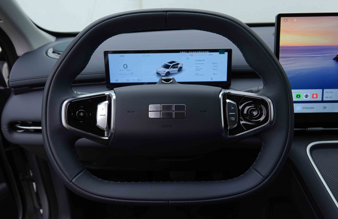 GEELY_GEELY_STARRAYEMI_2655423_8.jpg GEELY_GEELY_STARRAYEMI_2655423_8.jpg