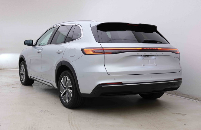 GEELY_GEELY_STARRAYEMI_2655424_26.jpg GEELY_GEELY_STARRAYEMI_2655424_26.jpg