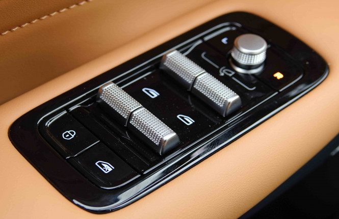 GEELY_GEELY_STARRAYEMI_2655426_21.jpg