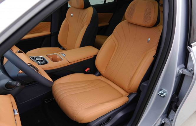 GEELY_GEELY_STARRAYEMI_2655428_7.jpg GEELY_GEELY_STARRAYEMI_2655428_7.jpg