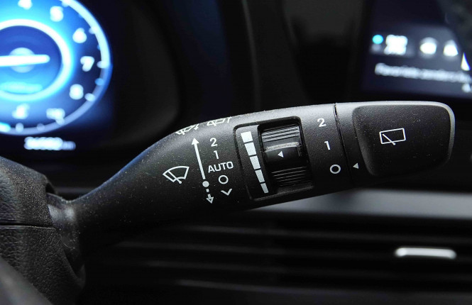 HYUNDAI_HYUNDAI_I20_2655124_14.jpg