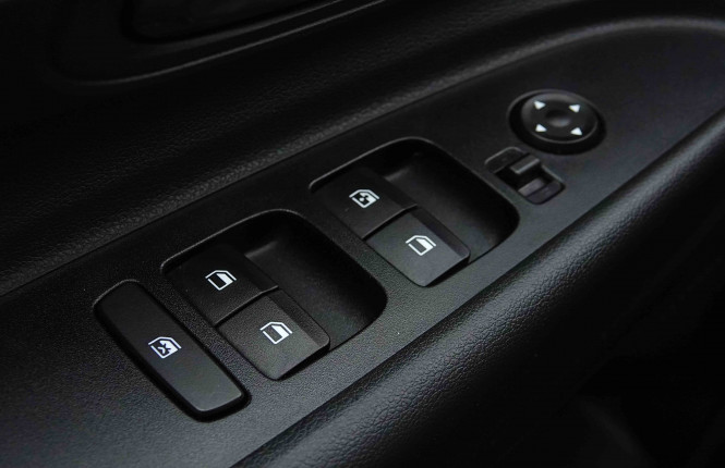 HYUNDAI_HYUNDAI_I20_2655124_18.jpg