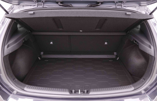 HYUNDAI_HYUNDAI_I30_2548200_34.jpg