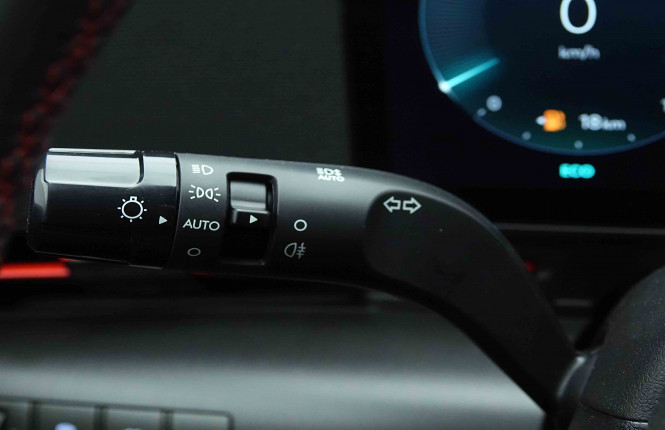 HYUNDAI_HYUNDAI_KONA_2655002_16.jpg