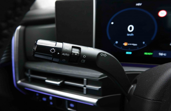 HYUNDAI_HYUNDAI_SANTAFE_2551036_15.jpg HYUNDAI_HYUNDAI_SANTAFE_2551036_15.jpg