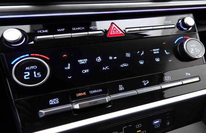 HYUNDAI_HYUNDAI_SANTAFE_2551037_13.jpg HYUNDAI_HYUNDAI_SANTAFE_2551037_13.jpg