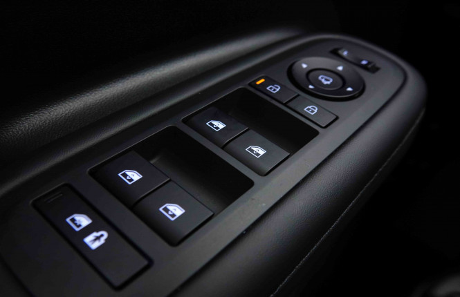 HYUNDAI_HYUNDAI_SANTAFE_2551037_20.jpg HYUNDAI_HYUNDAI_SANTAFE_2551037_20.jpg