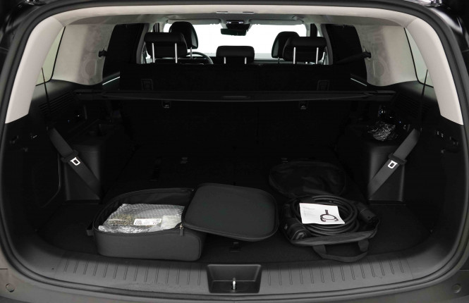 HYUNDAI_HYUNDAI_SANTAFE_2653586_5.jpg