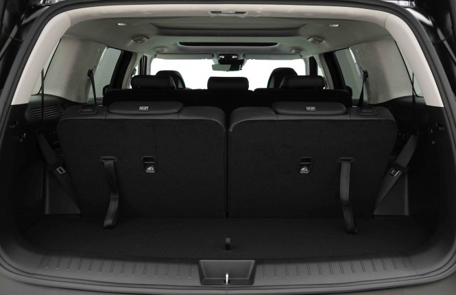 HYUNDAI_HYUNDAI_SANTAFE_2653589_35.jpg HYUNDAI_HYUNDAI_SANTAFE_2653589_35.jpg