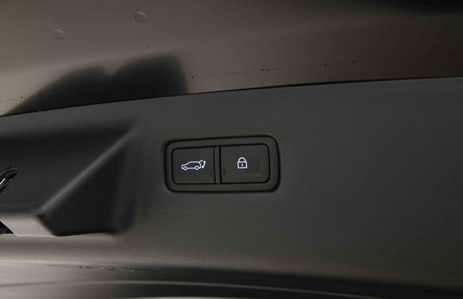 HYUNDAI_HYUNDAI_SANTAFE_2653589_36.jpg HYUNDAI_HYUNDAI_SANTAFE_2653589_36.jpg