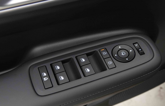 HYUNDAI_HYUNDAI_SANTAFE_2653590_26.jpg