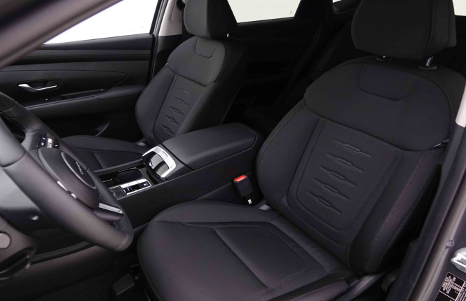 HYUNDAI_HYUNDAI_TUCSON_2547886_6.jpg