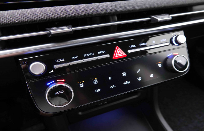 HYUNDAI_HYUNDAI_TUCSON_2549280_15.jpg