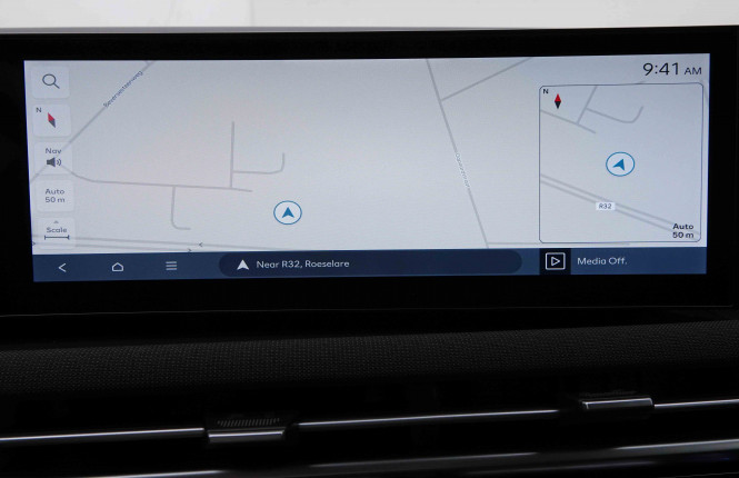 HYUNDAI_HYUNDAI_TUCSON_2549284_10.jpg