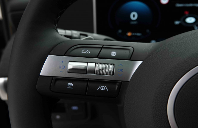 HYUNDAI_HYUNDAI_TUCSON_2652484_21.jpg