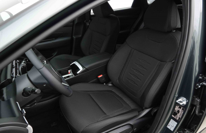 HYUNDAI_HYUNDAI_TUCSON_2653066_6.jpg