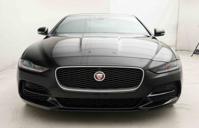 JAGUAR_JAGUAR_XE_2341558_30.jpg
