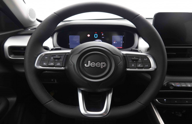 JEEP_JEEP_AVENGER_2550209_8.jpg JEEP_JEEP_AVENGER_2550209_8.jpg