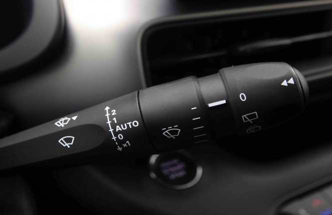 JEEP_JEEP_AVENGER_2550221_18.jpg JEEP_JEEP_AVENGER_2550221_18.jpg