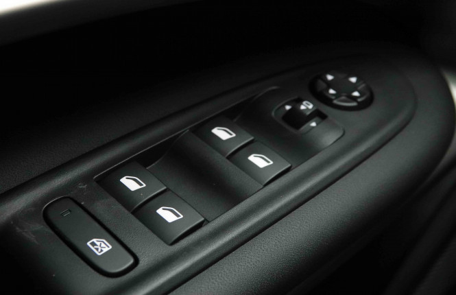 JEEP_JEEP_AVENGER_2652837_21.jpg
