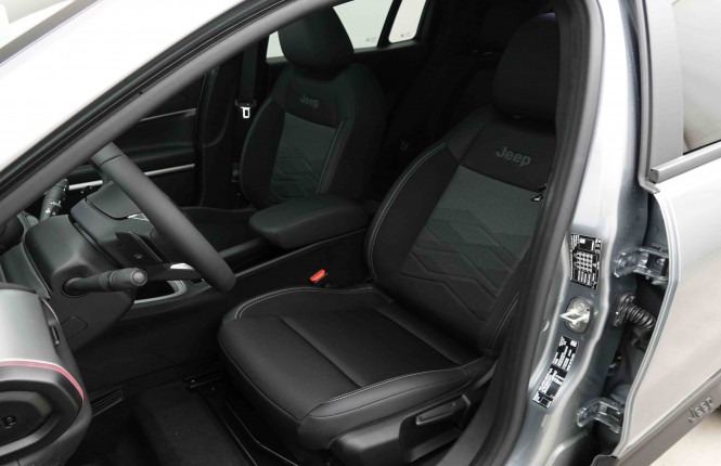 JEEP_JEEP_AVENGER_2652837_7.jpg