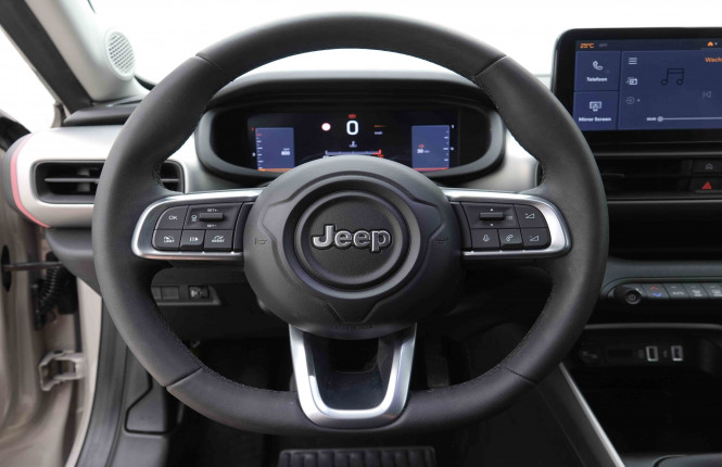 JEEP_JEEP_AVENGER_2653795_8.jpg JEEP_JEEP_AVENGER_2653795_8.jpg