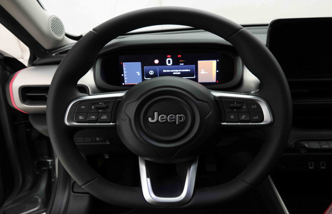JEEP_JEEP_AVENGER_2653796_8.jpg JEEP_JEEP_AVENGER_2653796_8.jpg