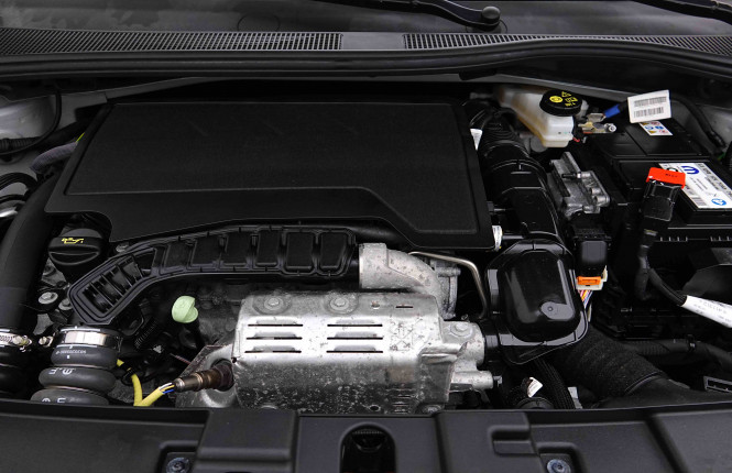 JEEP_JEEP_AVENGER_2654710_24.jpg JEEP_JEEP_AVENGER_2654710_24.jpg