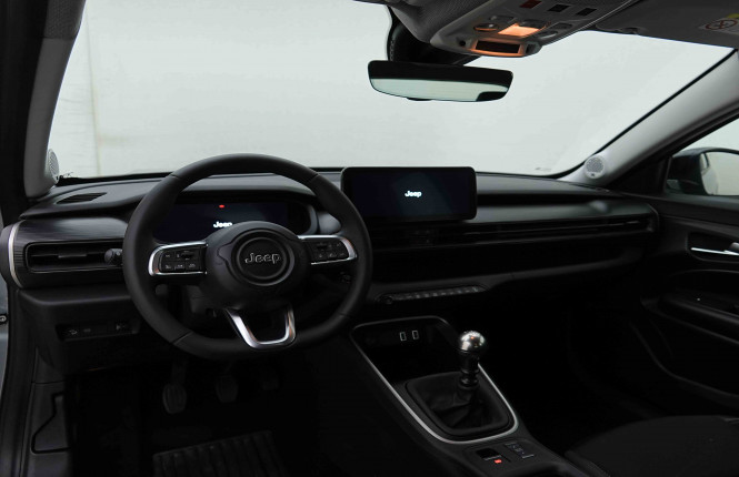 JEEP_JEEP_AVENGER_2654710_8.jpg JEEP_JEEP_AVENGER_2654710_8.jpg