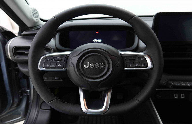 JEEP_JEEP_AVENGER_2654710_9.jpg JEEP_JEEP_AVENGER_2654710_9.jpg