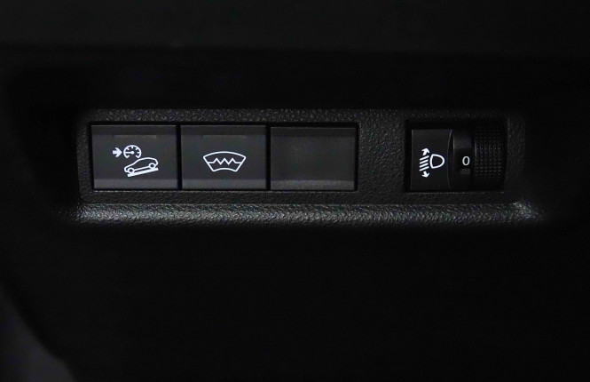 JEEP_JEEP_AVENGER_2654711_21.jpg JEEP_JEEP_AVENGER_2654711_21.jpg