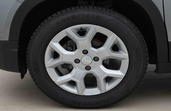 JEEP_JEEP_AVENGER_2654713_24.jpg JEEP_JEEP_AVENGER_2654713_24.jpg