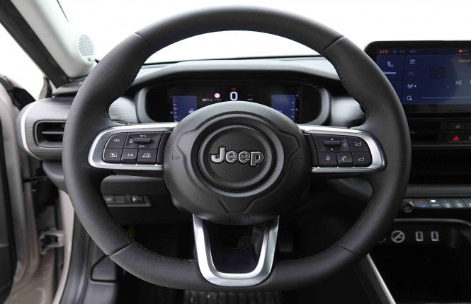 JEEP_JEEP_AVENGER_2654714_8.jpg JEEP_JEEP_AVENGER_2654714_8.jpg