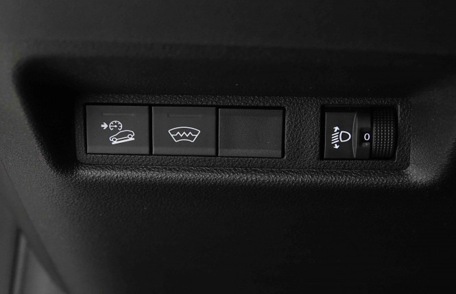 JEEP_JEEP_AVENGER_2654715_20.jpg JEEP_JEEP_AVENGER_2654715_20.jpg