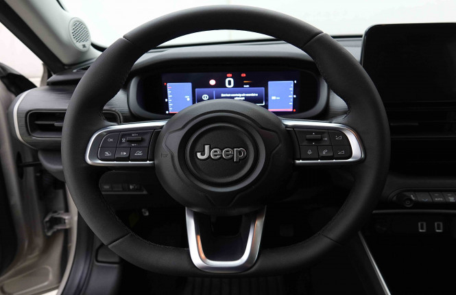 JEEP_JEEP_AVENGER_2654715_9.jpg JEEP_JEEP_AVENGER_2654715_9.jpg