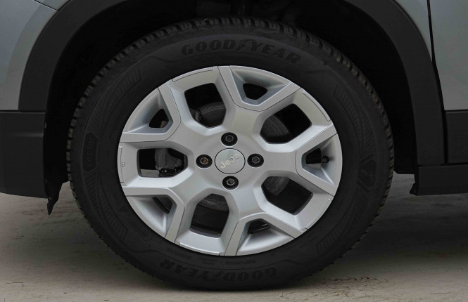 JEEP_JEEP_AVENGER_2654717_23.jpg JEEP_JEEP_AVENGER_2654717_23.jpg