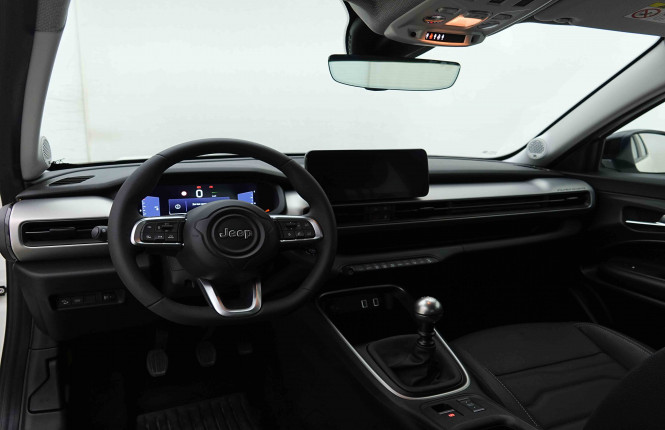 JEEP_JEEP_AVENGER_2654718_8.jpg JEEP_JEEP_AVENGER_2654718_8.jpg