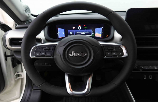 JEEP_JEEP_AVENGER_2654718_9.jpg JEEP_JEEP_AVENGER_2654718_9.jpg